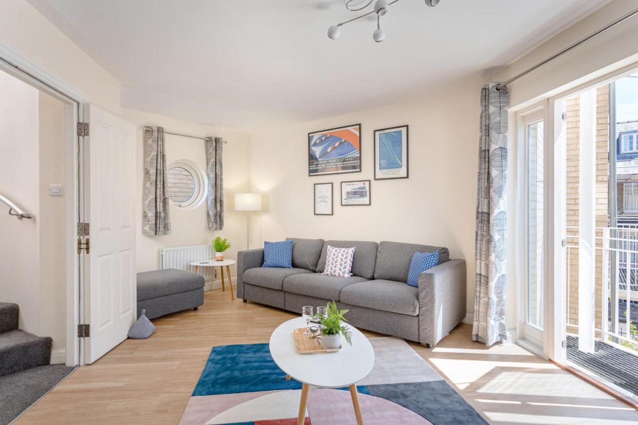 2 Bedroom City Centre Townhouse - With Parking 剑桥 外观 照片